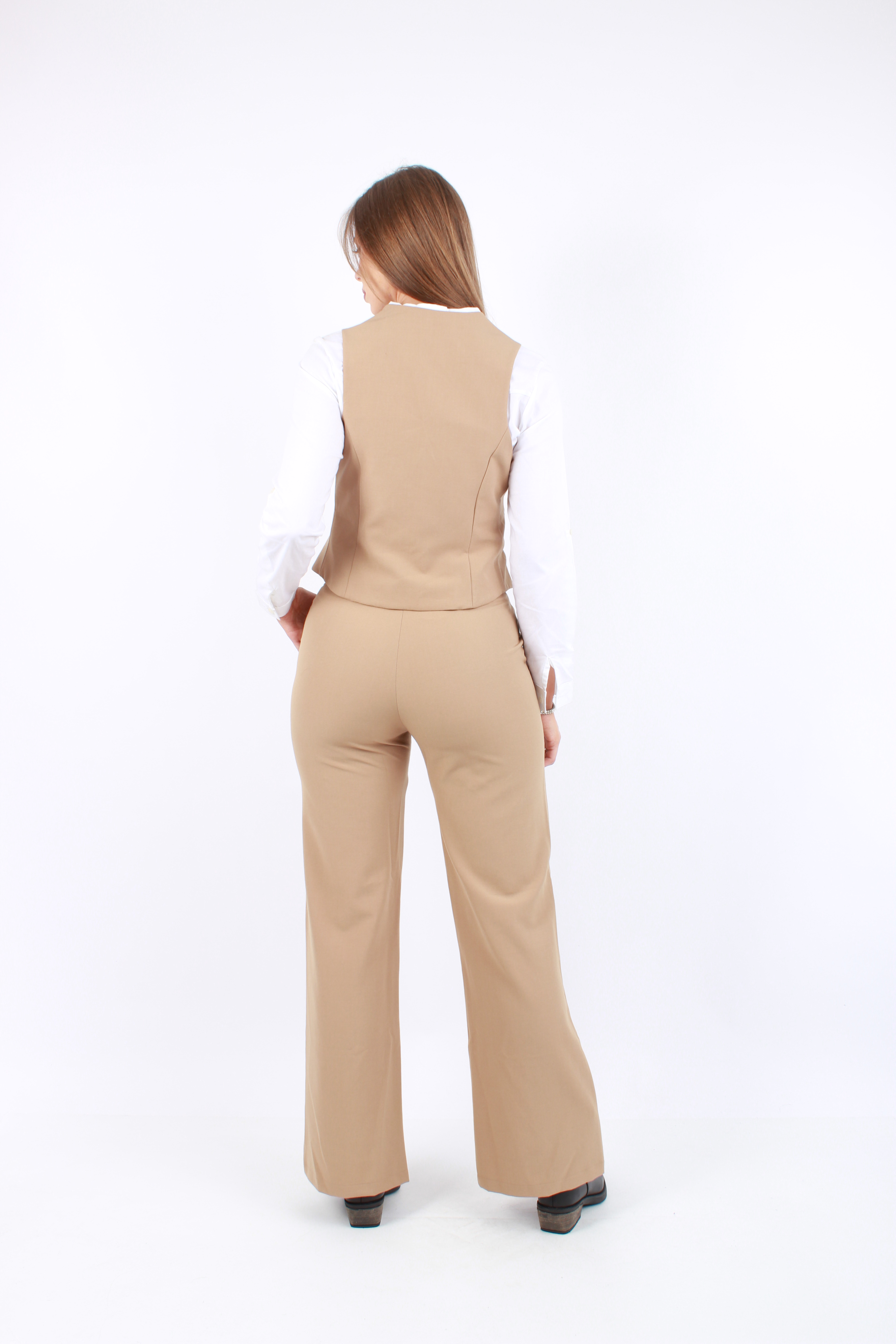 CONJUNTO SASTRERO: Chaleco Corto y Pant Palazzo TEXT - Image 8